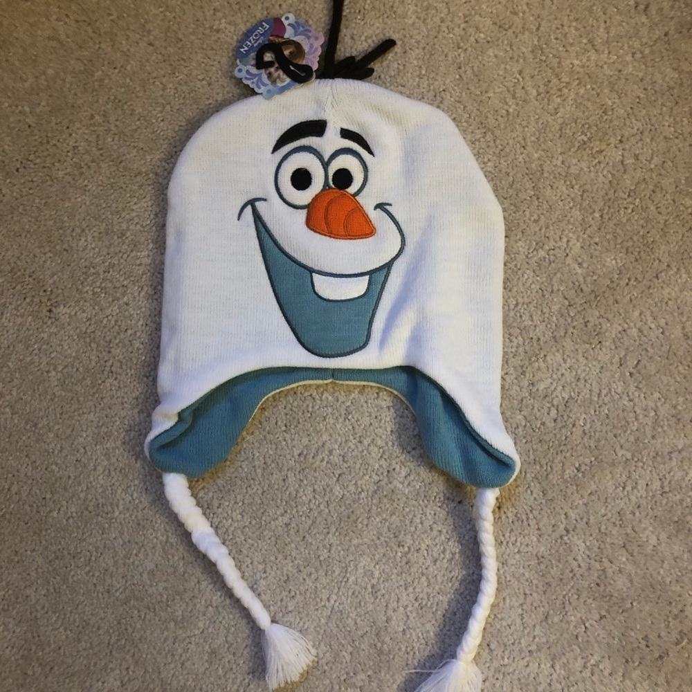 NWT Olaf Winter hat